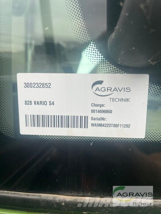 Fendt 828 VARIO S4 Tractoare