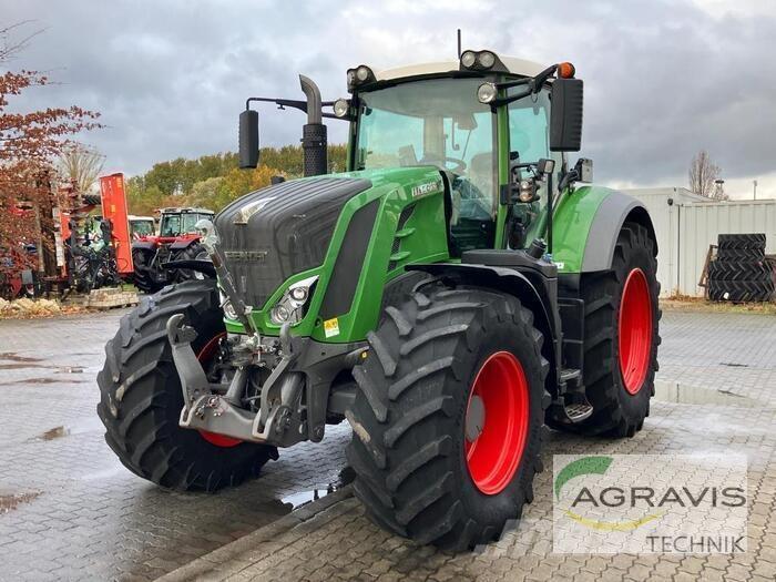 Fendt 828 VARIO S4 Tractoare