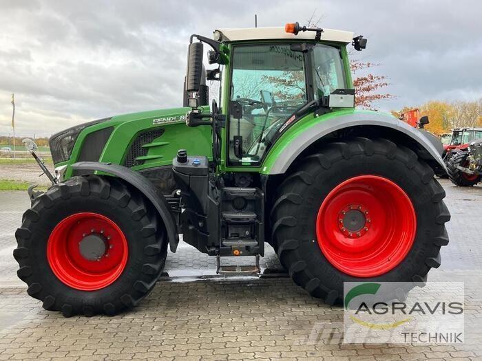 Fendt 828 VARIO S4 Tractoare