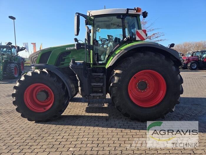 Fendt 828 VARIO S4 Tractoare