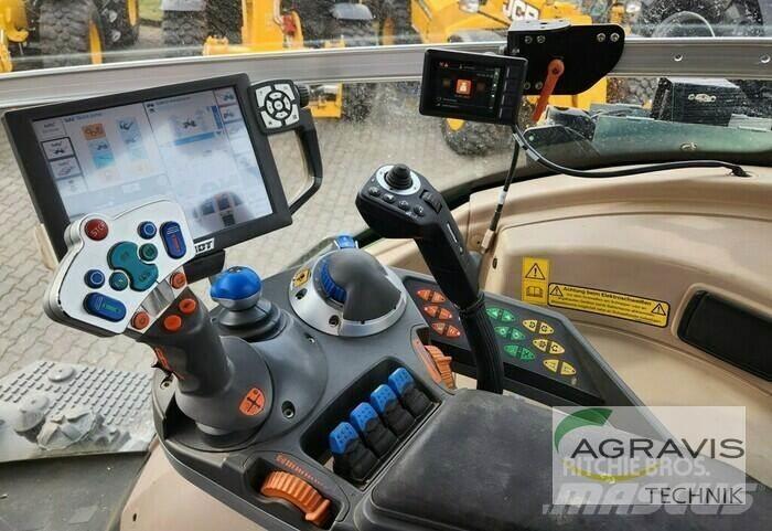 Fendt 828 VARIO SCR Tractoare
