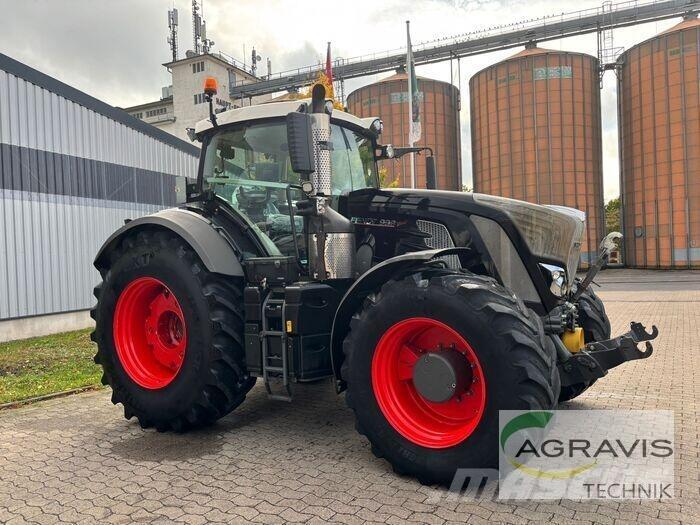 Fendt 933 VARIO S4 Tractoare