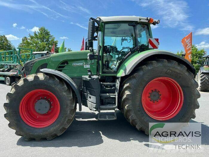 Fendt 933 VARIO SCR Tractoare