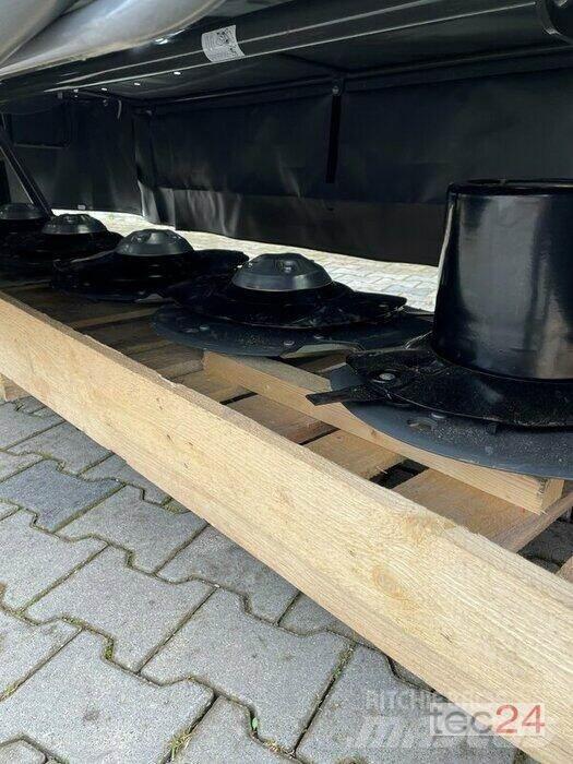 Fendt Slicer 320P Cositoare de iarba