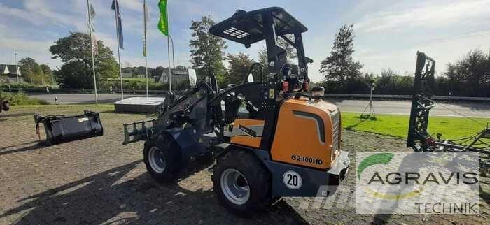 GiANT G2300 HD Incarcator pe pneuri