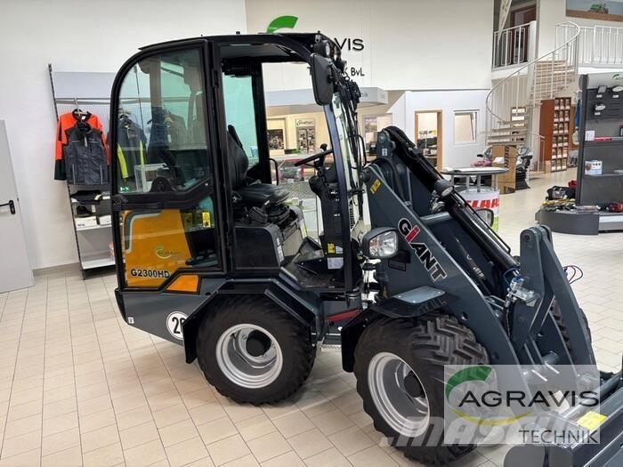 GiANT G2300 HD Incarcator pe pneuri