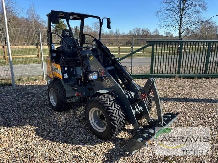 GiANT G2300 HD Incarcator pe pneuri