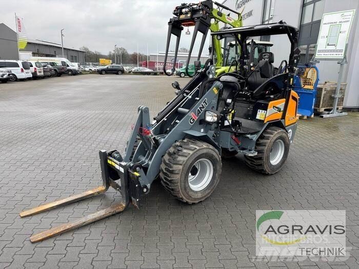 GiANT G2500 HD Incarcator pe pneuri