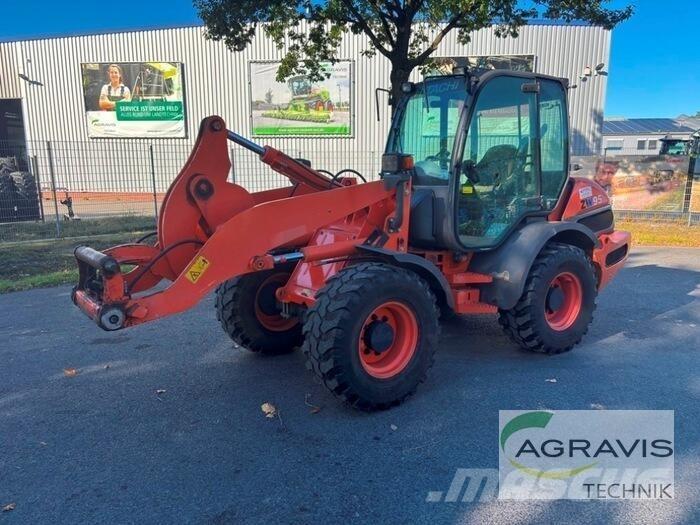 Hitachi ZW 95 Incarcator pe pneuri