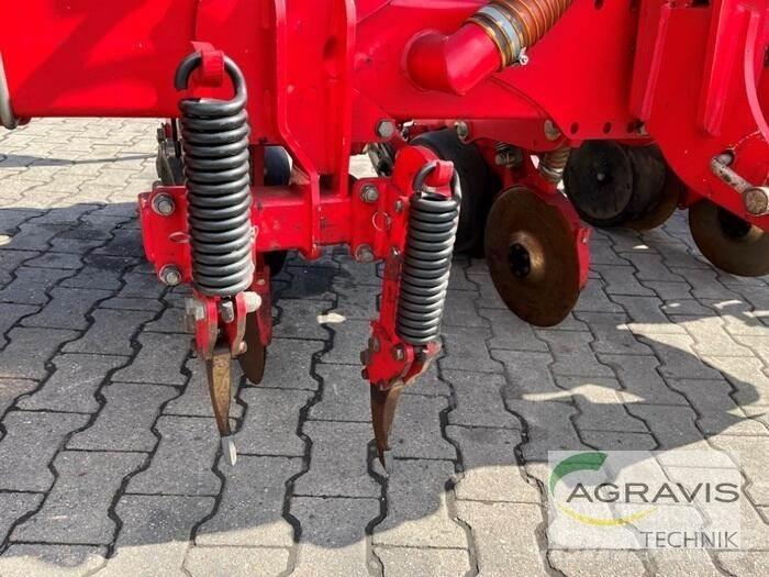 Horsch MAESTRO 8 RC Perforatoare