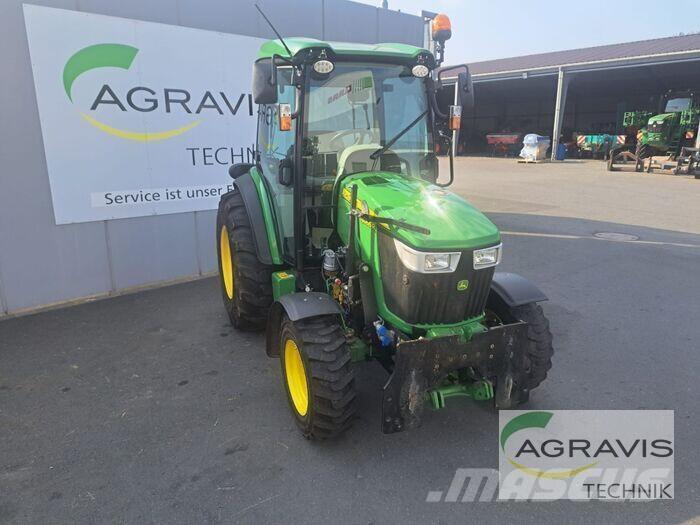 John Deere 4066 R Tractoare