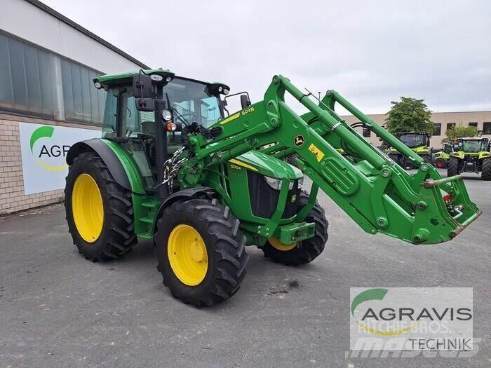 John Deere 5100 R Tractoare