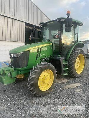 John Deere 5100R Tractoare