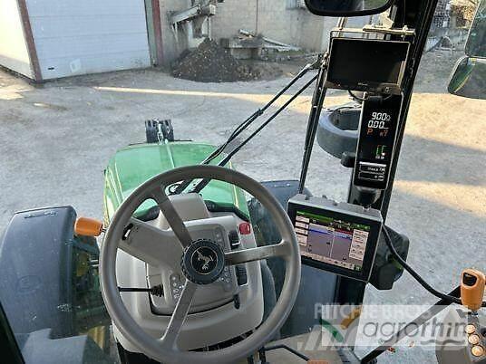 John Deere 5100R Tractoare