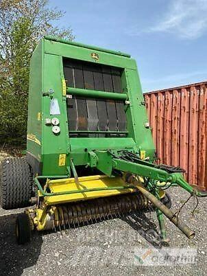 John Deere 592 MAXICUT Masina de balotat cilindric