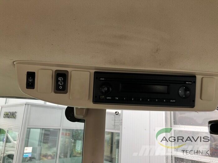 John Deere 6120 M Tractoare