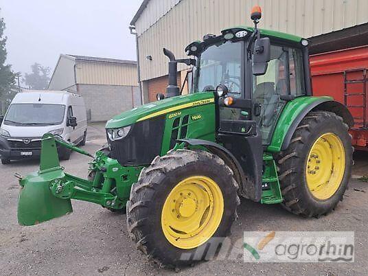 John Deere 6120M Tractoare