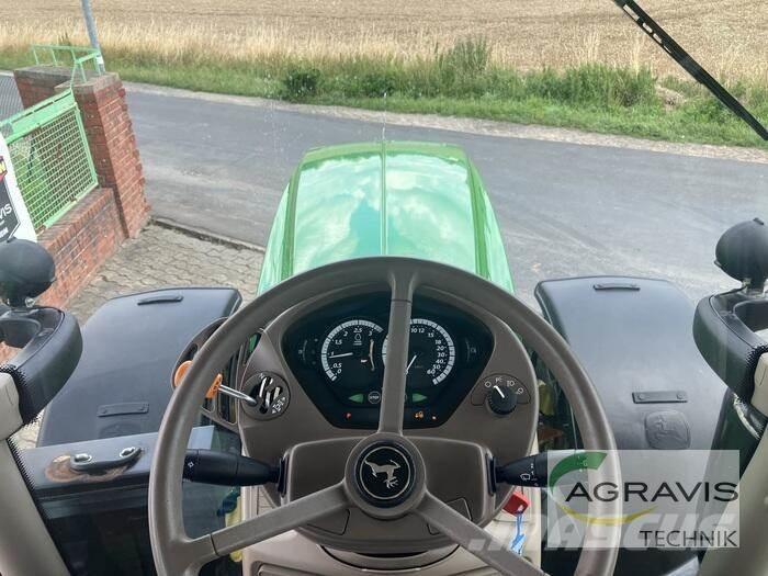 John Deere 6215 R Tractoare