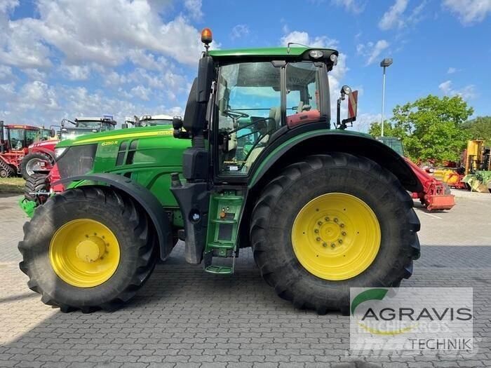 John Deere 6250 R Tractoare