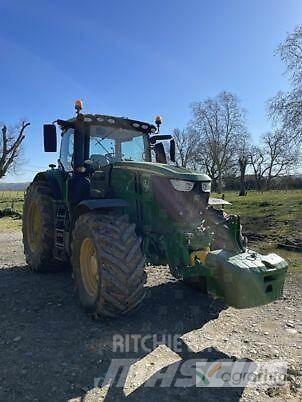 John Deere 6250R Tractoare