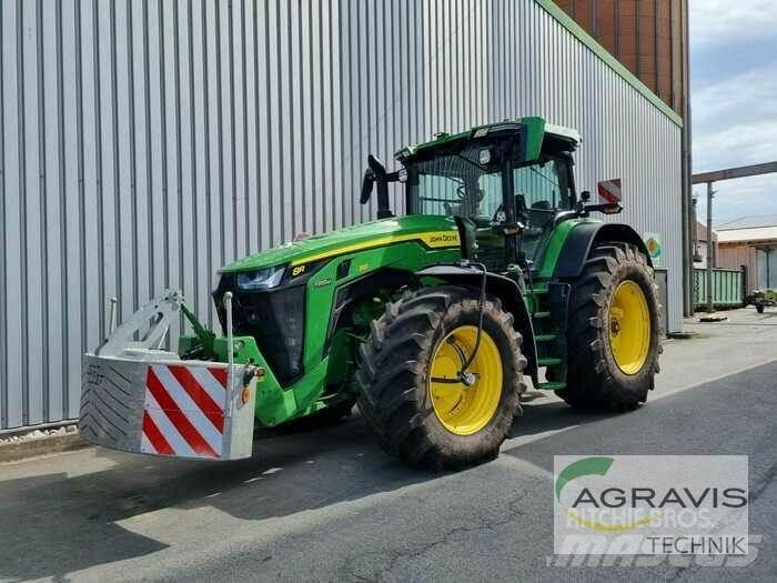 John Deere 8310 R Tractoare