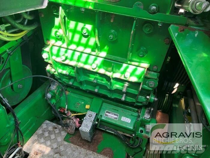John Deere 8500I Forajere cu autopropulsare