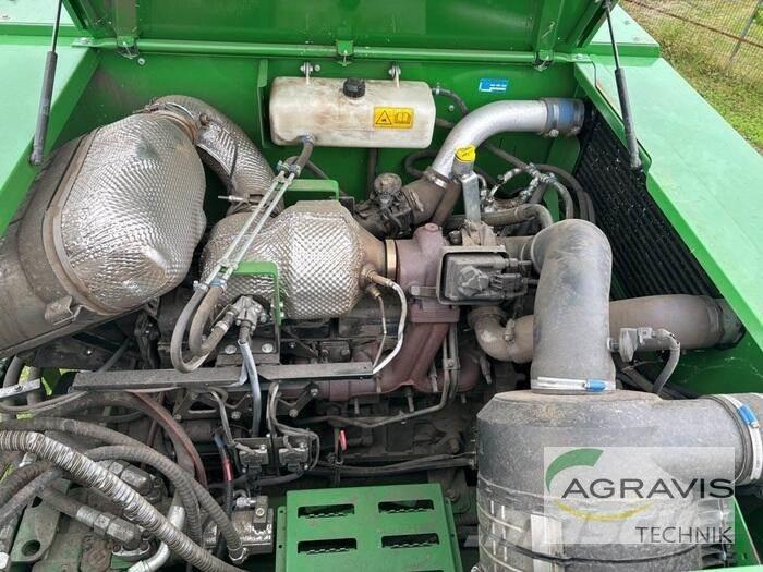 John Deere W 330 Combine de secerat