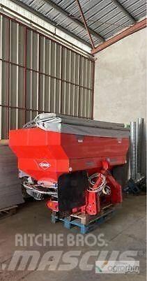 Kuhn Axis 40.1W Împrastierea mineralelor