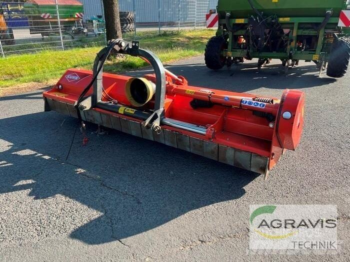 Kuhn BP 28 Cositoare