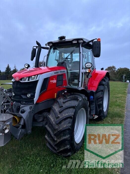 Massey Ferguson 6S 155 Tractoare