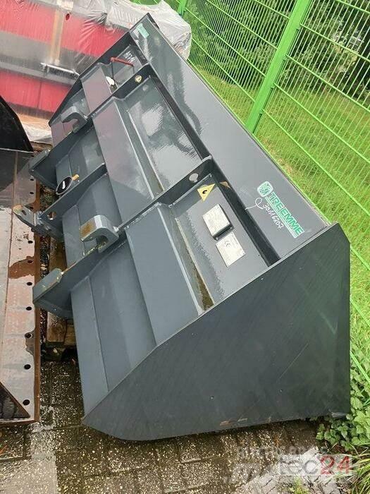 Merlo Schaufel 1800l Manipulatoare agricole