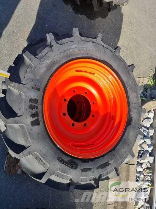 Mitas 320/70 R24 Roti