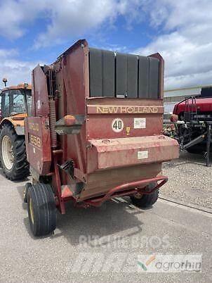 New Holland 658 Masina de balotat cilindric