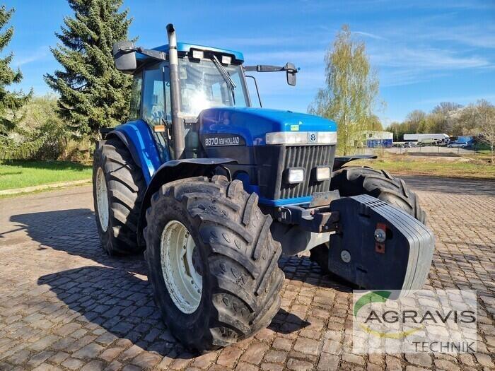 New Holland 8870 Tractoare