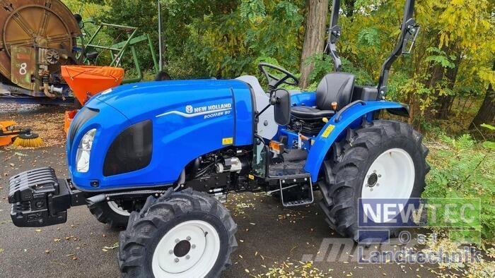 New Holland BOOMER 50 Tractoare