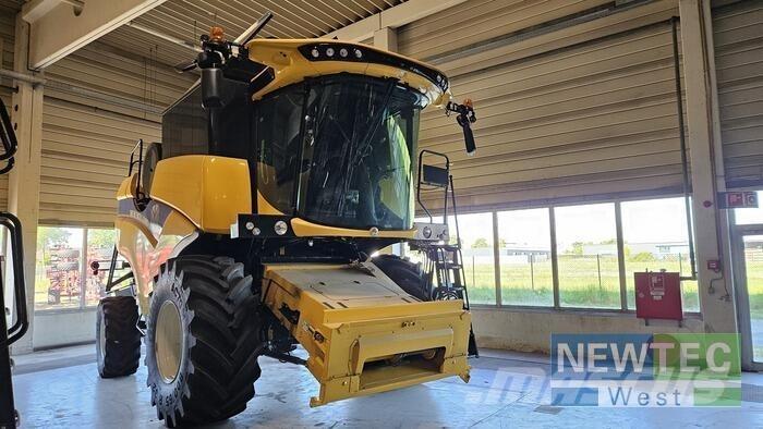 New Holland CX 5.80 Combine de secerat