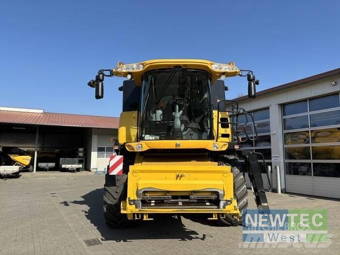 New Holland CX 8060 Combine de secerat