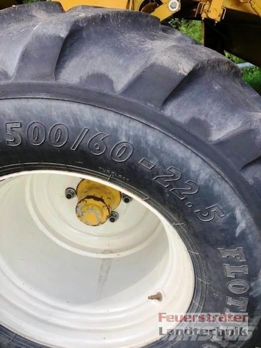 New Holland TX 68 Combine de secerat