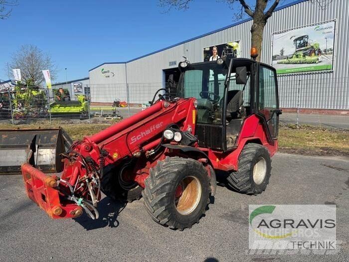 Schäffer 460 T Incarcator pe pneuri