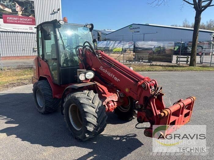 Schäffer 460 T Incarcator pe pneuri