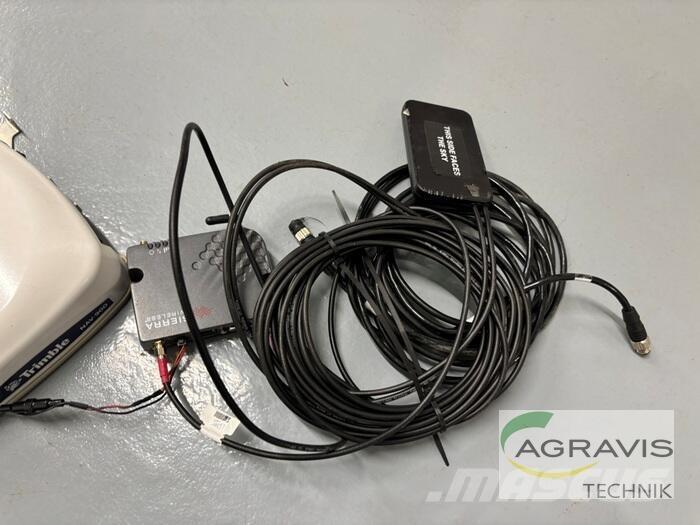 Trimble GFX-750 Utilaje si accesorii folosite la cresterea animalelor