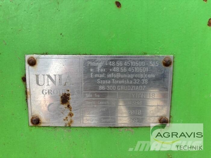 Unia TYTAN 18 Împrastierea mineralelor