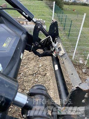Valtra A115H4 Tractoare