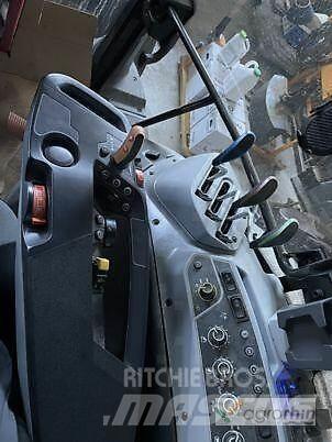 Valtra G125 Tractoare