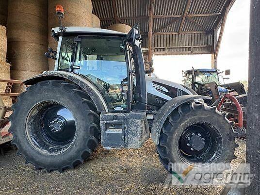 Valtra G125E ACTIVE Tractoare