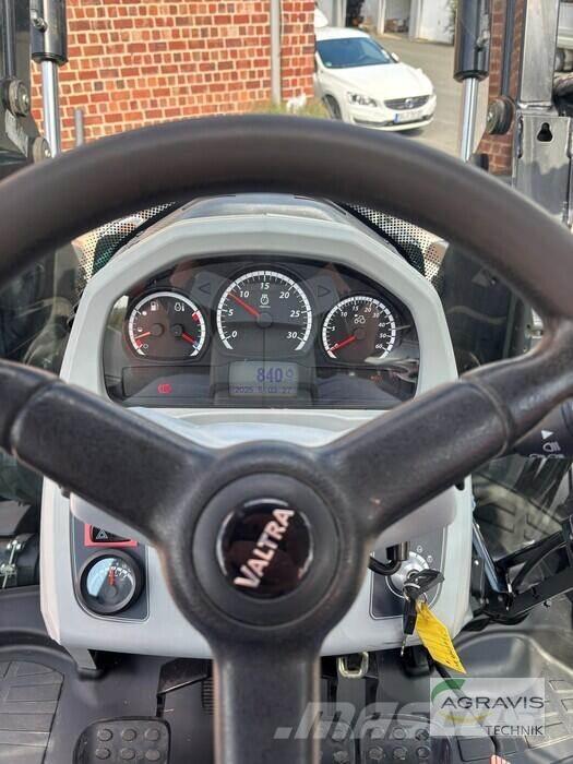 Valtra N 134 H5 Tractoare