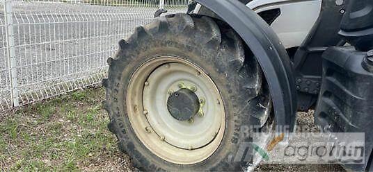 Valtra N135D Tractoare
