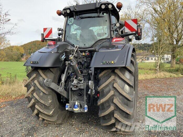 Valtra Q305 Tractoare