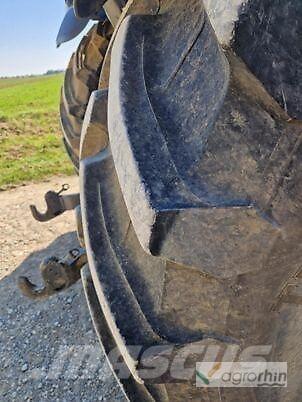 Valtra S394 Tractoare