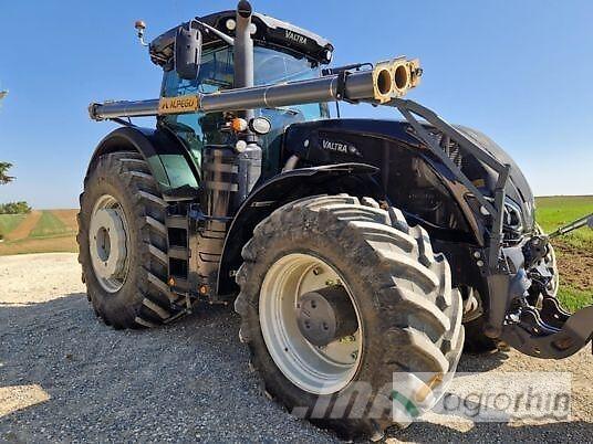 Valtra S394 Tractoare